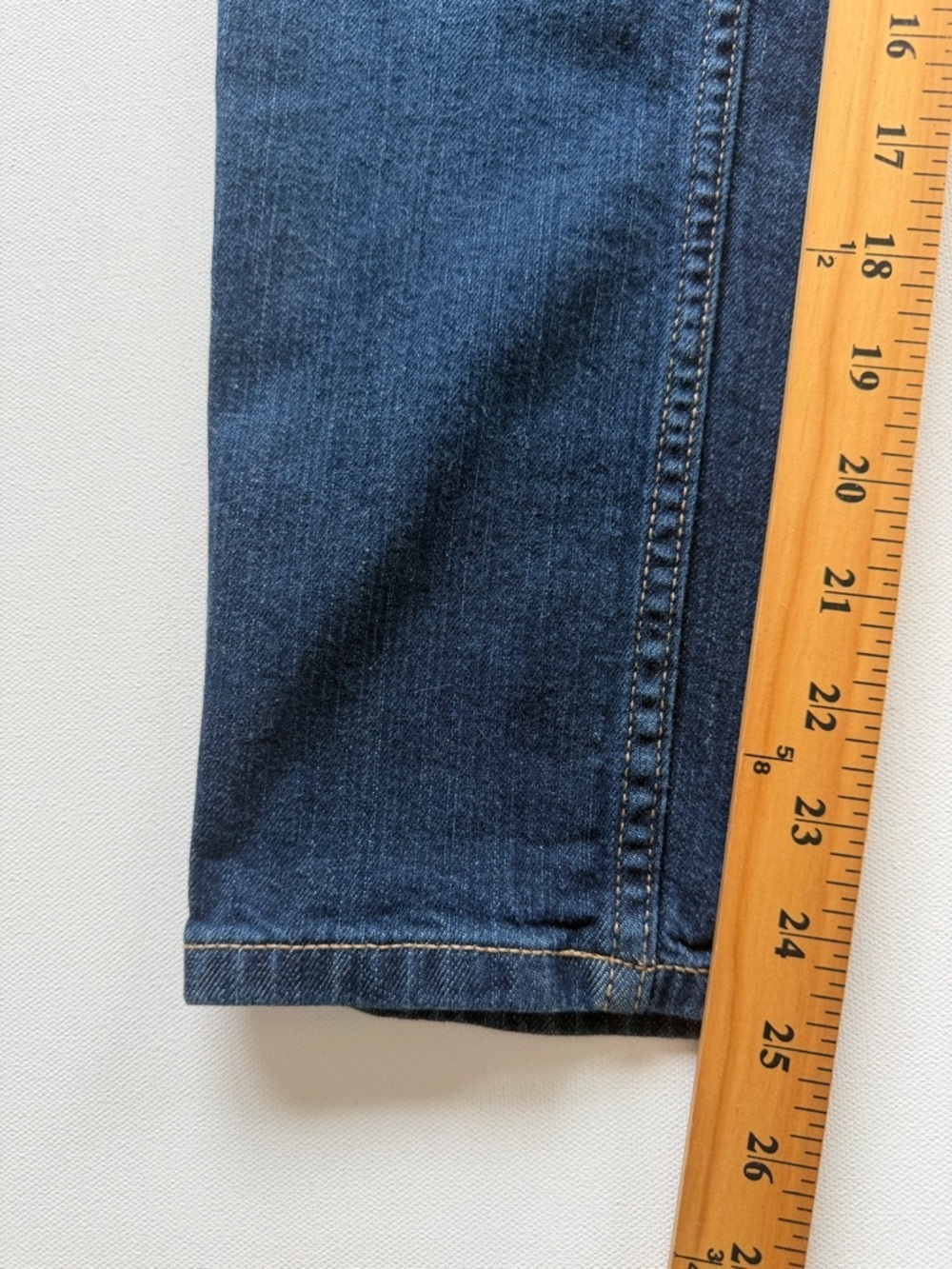 EUC Women's Banana Republic Dark Wash Girlfriend Jeans 25/0 (KB3) - Picture 3 of 7
